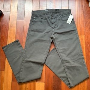 AG “The Tellis” Modern Slim Pants